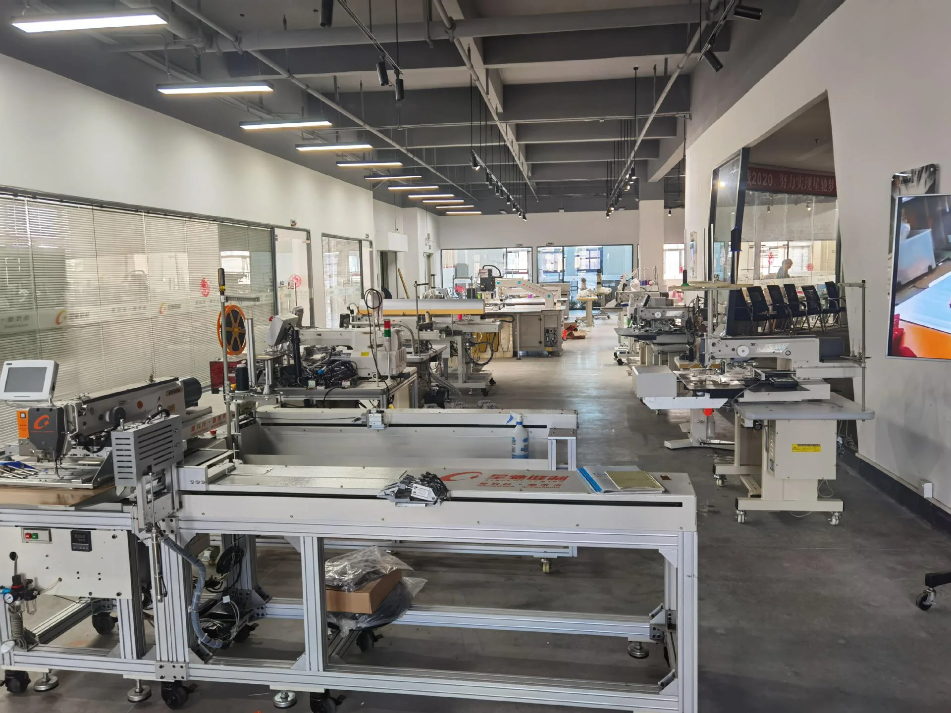Textile machinery assembly and inspection